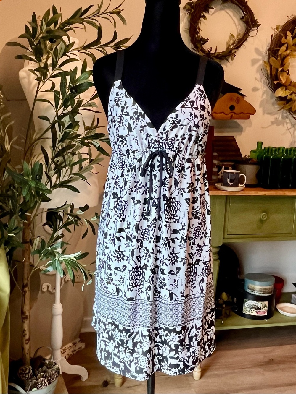 Vintage Style Apt 9 Floral Slip Dress Mini Black & White Chemise Small